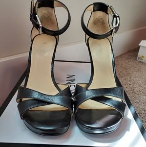 Nine West Black Leather Sandal
